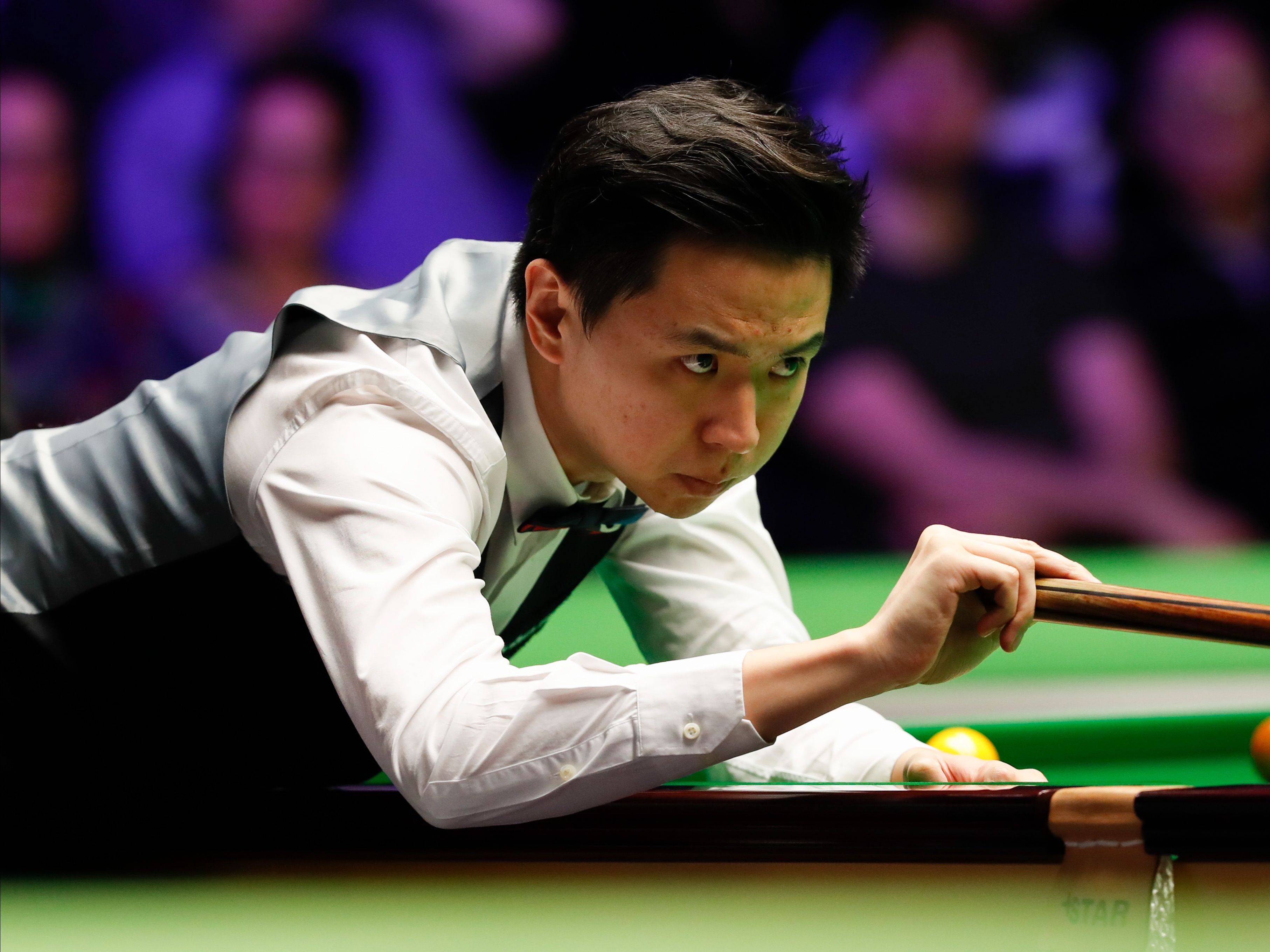 面对来自其 面对来自其